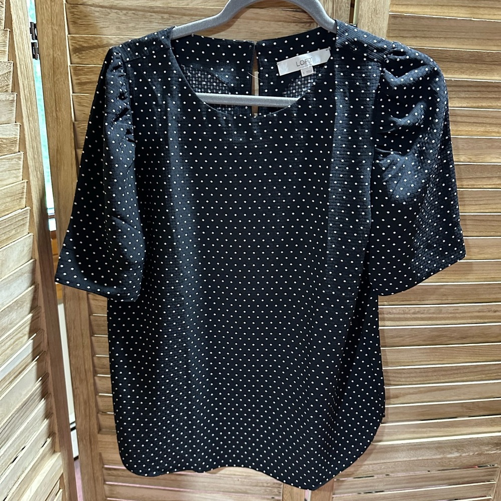 LOFT Black puff Sleeve Blouse